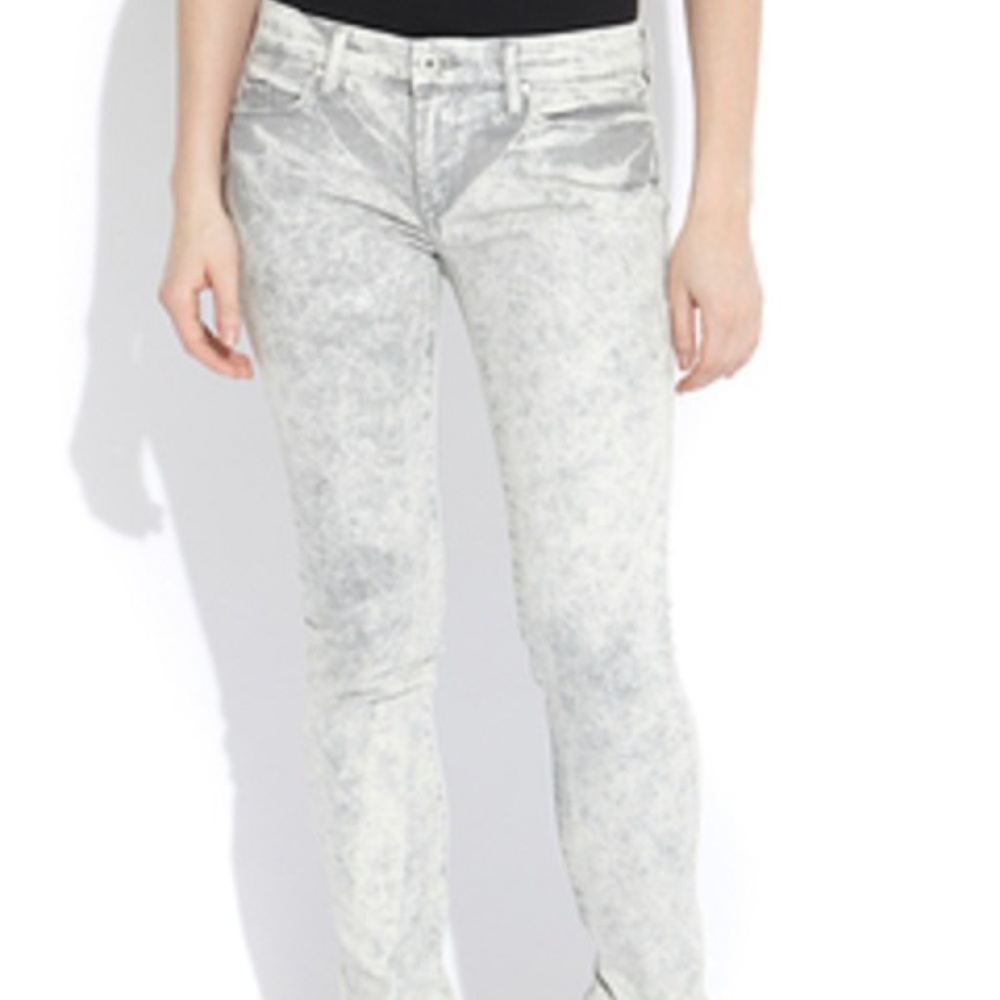 BLANK NYC Acid Wash Skinny Jeans 28